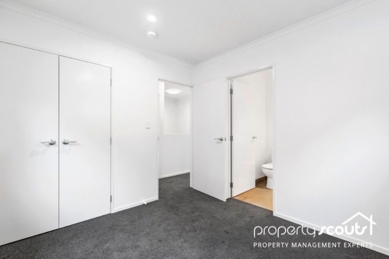 Photo of property in 12 Pangu Way, Mangere, Auckland, 2022