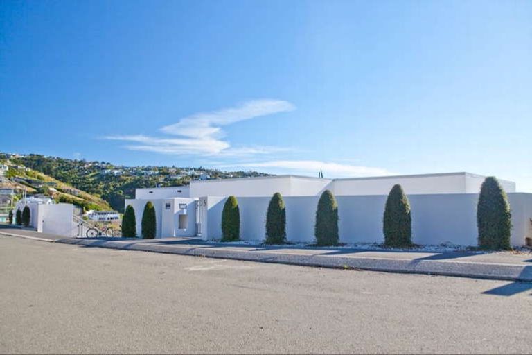 Photo of property in 5 Gazelle Lane, Redcliffs, Christchurch, 8081