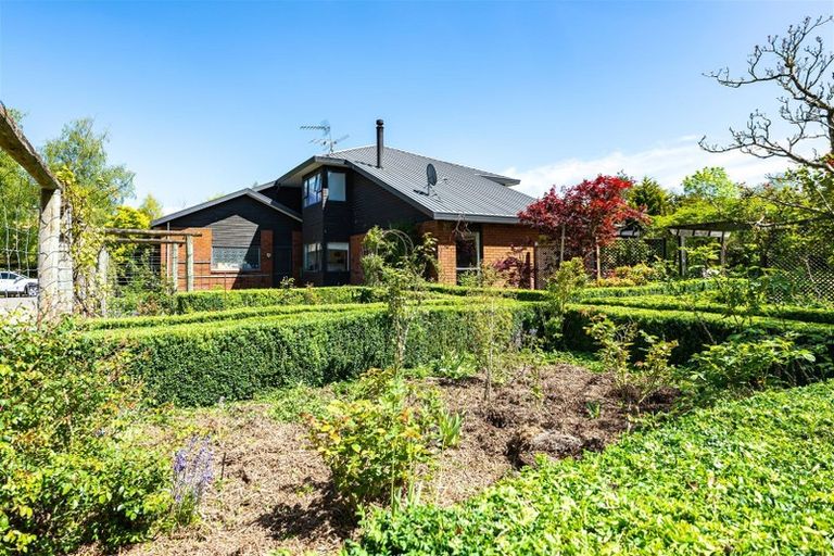 Photo of property in 8 Glenbrae Place, Loburn, Rangiora, 7472