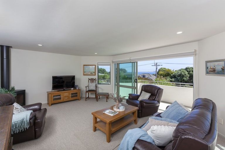 Photo of property in 32 Rosetta Road, Raumati South, Paraparaumu, 5032