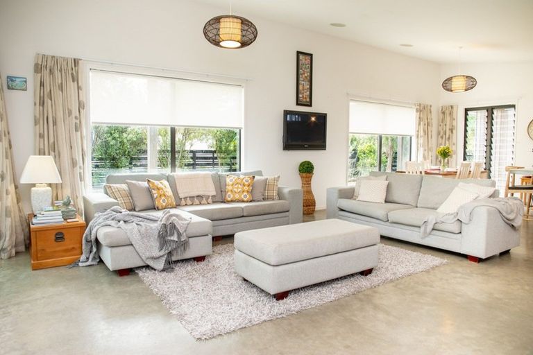 Photo of property in 84a Naples Street, Martinborough, 5711