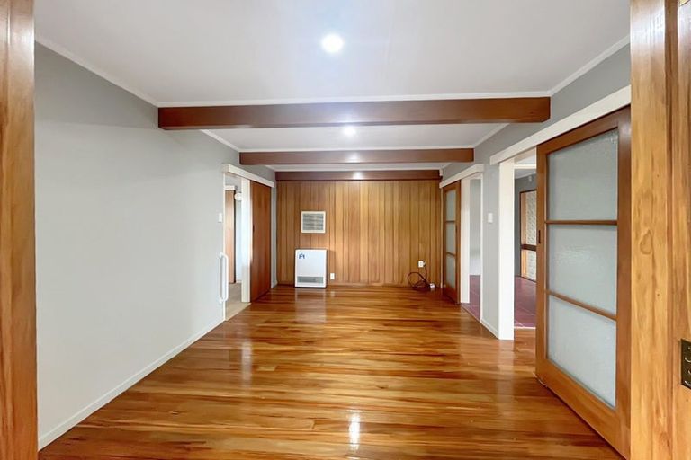 Photo of property in 15 College Street, Awapuni, Palmerston North, 4412