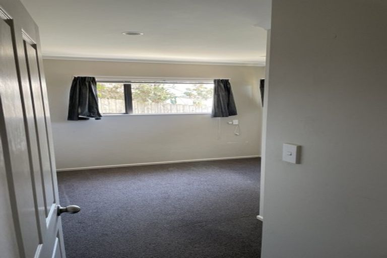 Photo of property in 15a Rishworth Avenue, Stanmore Bay, Whangaparaoa, 0932