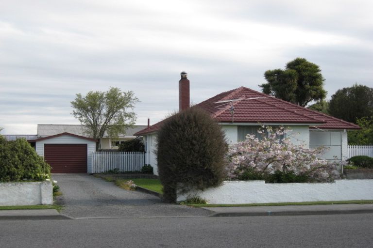 Photo of property in 15 Cridland Street West, Kaiapoi, 7630