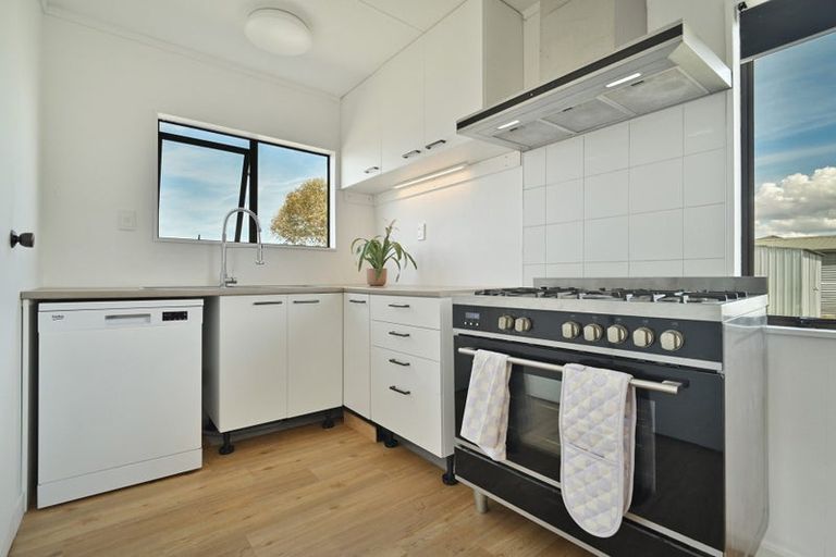 Photo of property in 3 Holmes Place, Flaxmere, Hastings, 4120