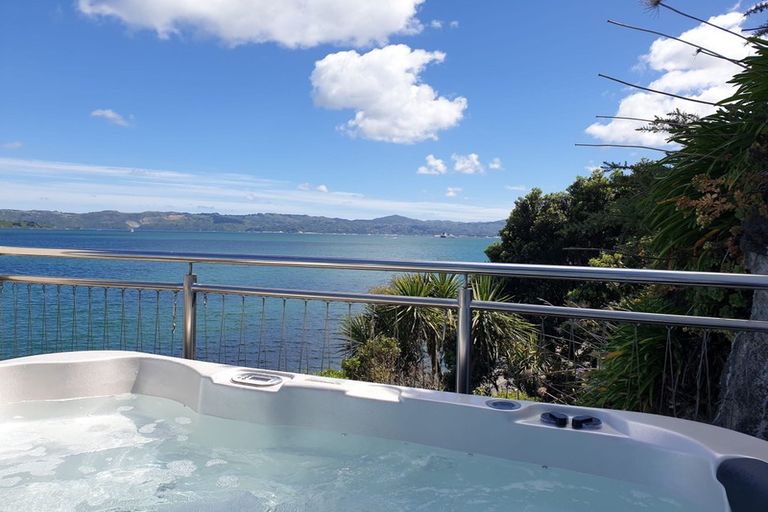 Photo of property in 719 Marine Drive, Eastbourne, Lower Hutt, 5013