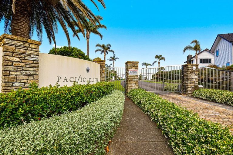 Photo of property in 13 Pacific Cliffs Drive, Gulf Harbour, Whangaparaoa, 0930