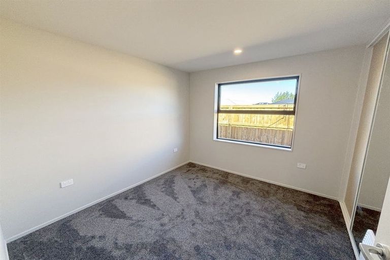 Photo of property in 15 Busby Way, Rolleston, 7614