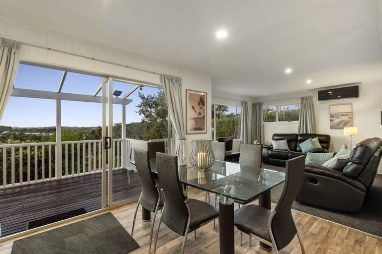 Photo of property in 10 Gurnard Road, Stillwater, Silverdale, 0993