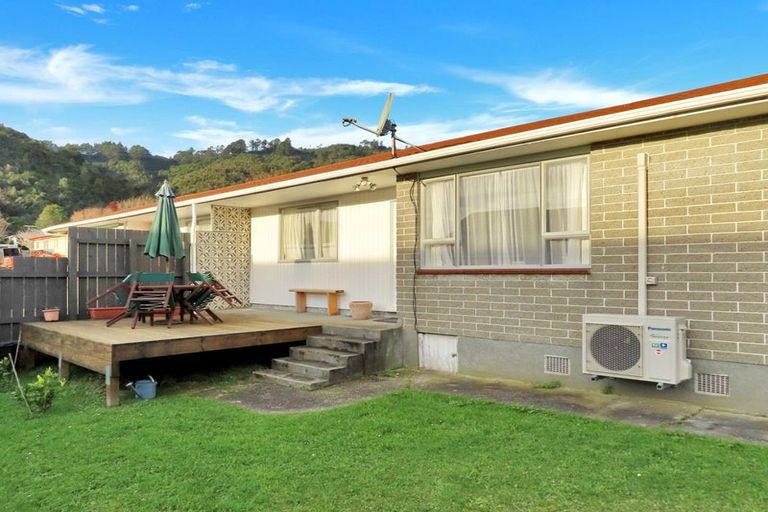 Photo of property in 53a Tawhai Street, Stokes Valley, Lower Hutt, 5019