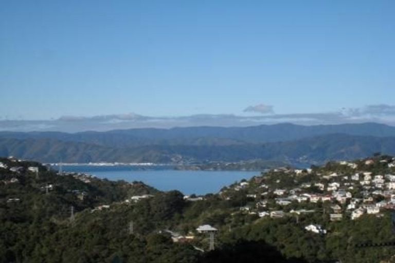 Photo of property in 4a Sarah Way, Crofton Downs, Wellington, 6035