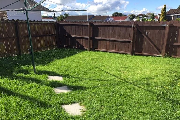 Photo of property in 2/40 Dawson Road, Otara, Auckland, 2023