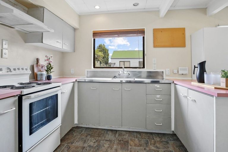 Photo of property in 10 Lickfold Lane, Pukete, Hamilton, 3200