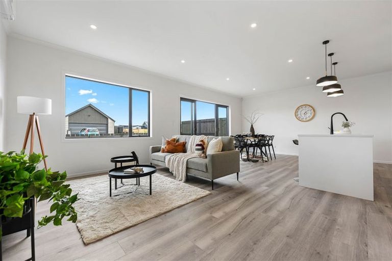 Photo of property in 8 Guillaume Street, Chartwell, Hamilton, 3210