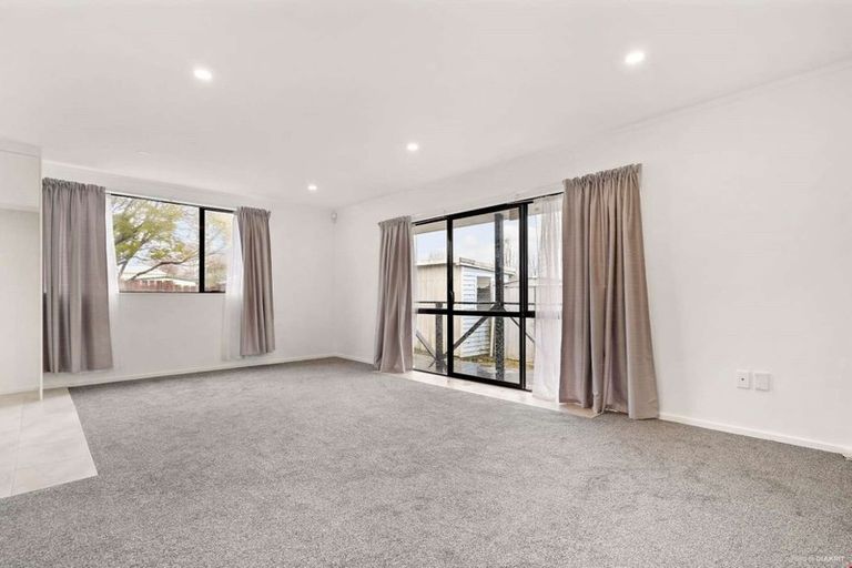 Photo of property in 67b Redcrest Avenue, Red Hill, Papakura, 2110