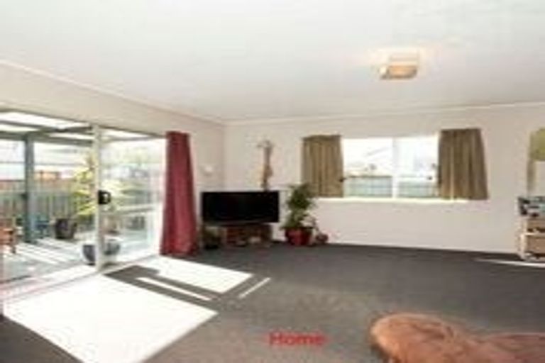 Photo of property in 57 Flat Bush Road, Clover Park, Auckland, 2023