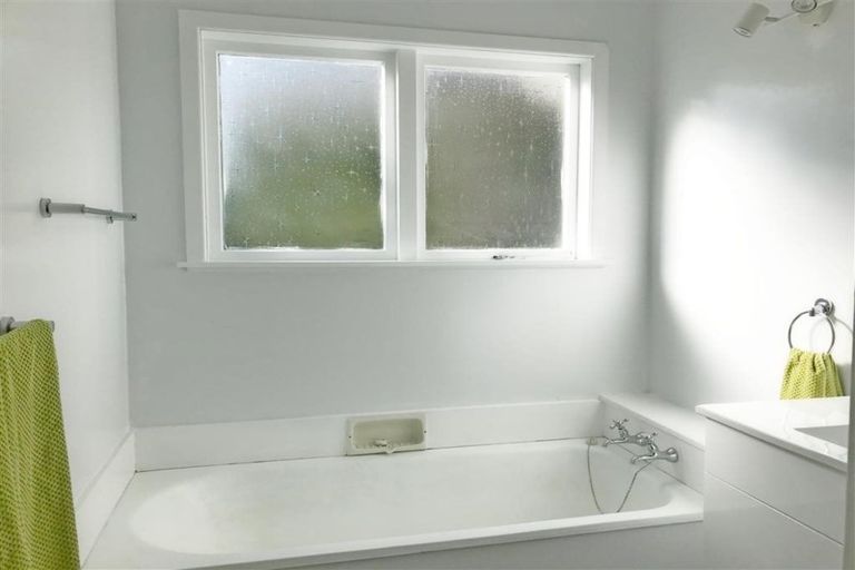 Photo of property in 6 Massey Street, Tawa, Wellington, 5028