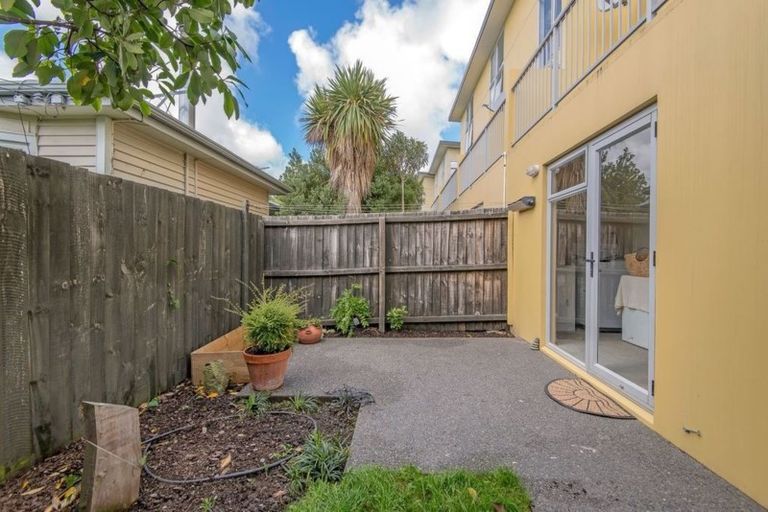 Photo of property in 1/54 Champion Street, Edgeware, Christchurch, 8013