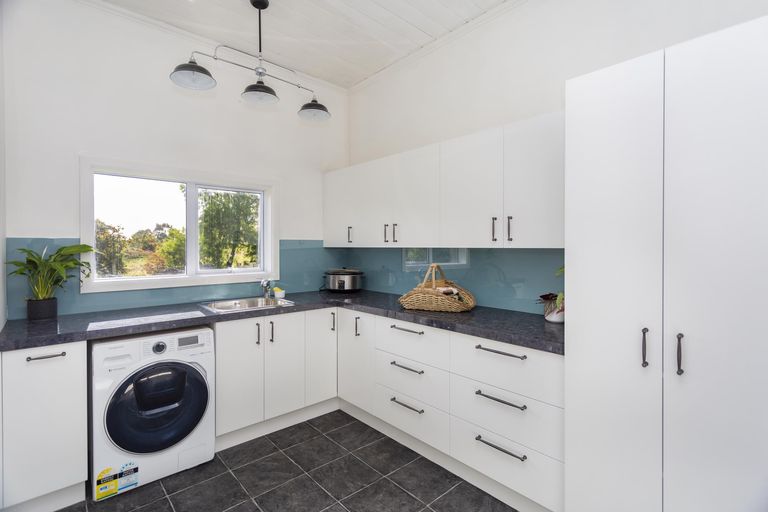 Photo of property in 30 Waiareka Valley Road, Alma, Oamaru, 9491