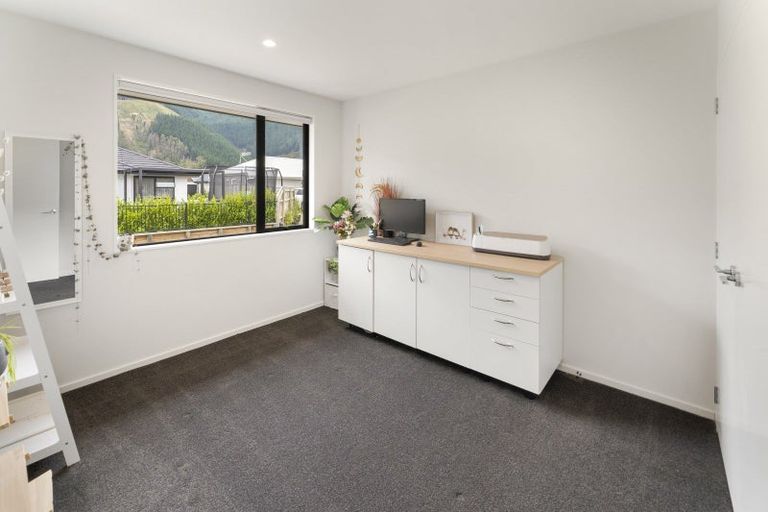 Photo of property in 11 Huntaway Close, Stoke, Nelson, 7011