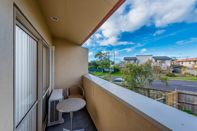 Photo of property in 29 Marinich Drive South, Ranui, Auckland, 0612