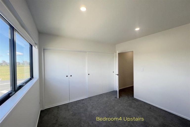 Photo of property in 2 Kaitiaki Drive, Clarks Beach, 2122