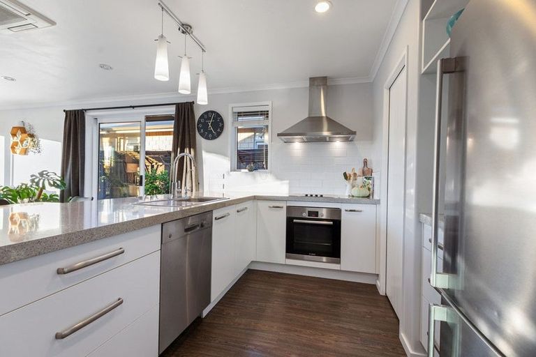 Photo of property in 9 Bracken Mews, Pyes Pa, Tauranga, 3112