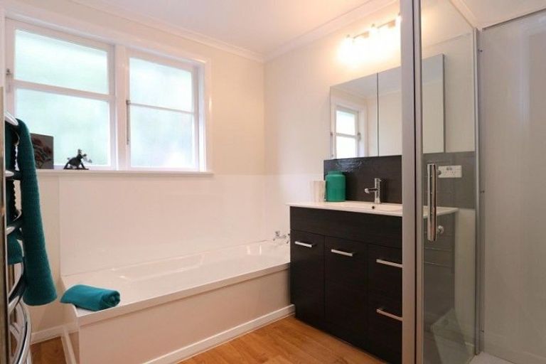 Photo of property in 12 Stamford Grove, Avalon, Lower Hutt, 5011