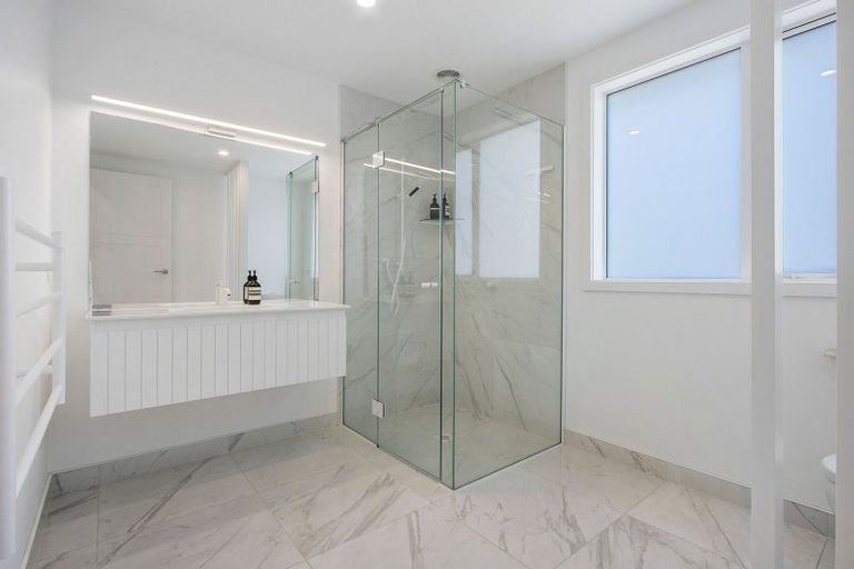 Photo of property in 2 Goldstone Place, Omokoroa, 3114