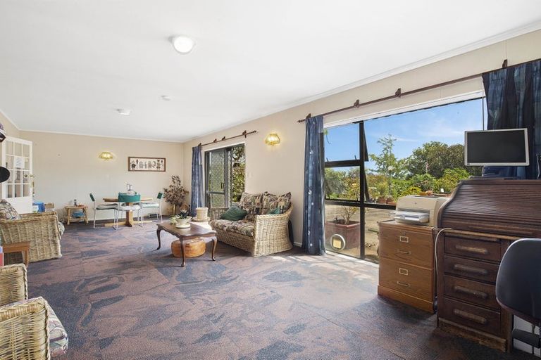 Photo of property in 78 Winara Avenue, Waikanae, 5036