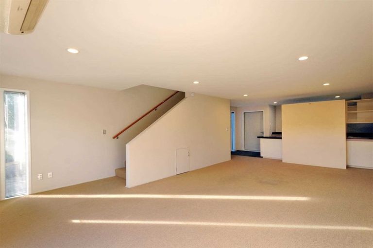 Photo of property in 19 Whiteleigh Avenue, Addington, Christchurch, 8024