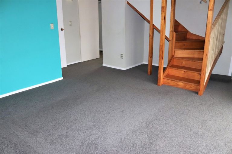 Photo of property in 7a Litchfield Place, Clarks Beach, 2122