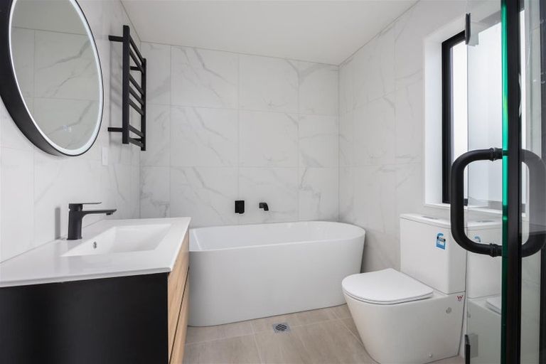 Photo of property in 30b Coronation Road, Hillcrest, Auckland, 0627