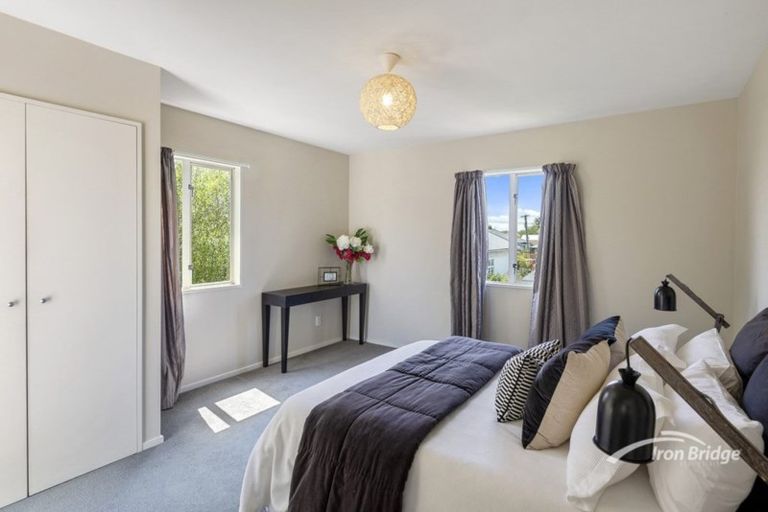 Photo of property in 231a Geraldine Street, Edgeware, Christchurch, 8013