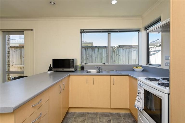 Photo of property in 23/25 Tacy Street, Kilbirnie, Wellington, 6022