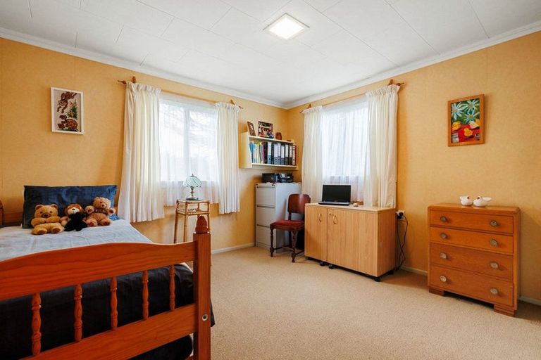 Photo of property in 66 Southey Street, Leamington, Cambridge, 3432