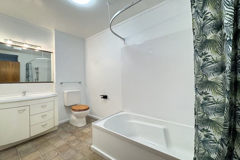 Photo of property in 3b Jasons Place, Churton Park, Wellington, 6037