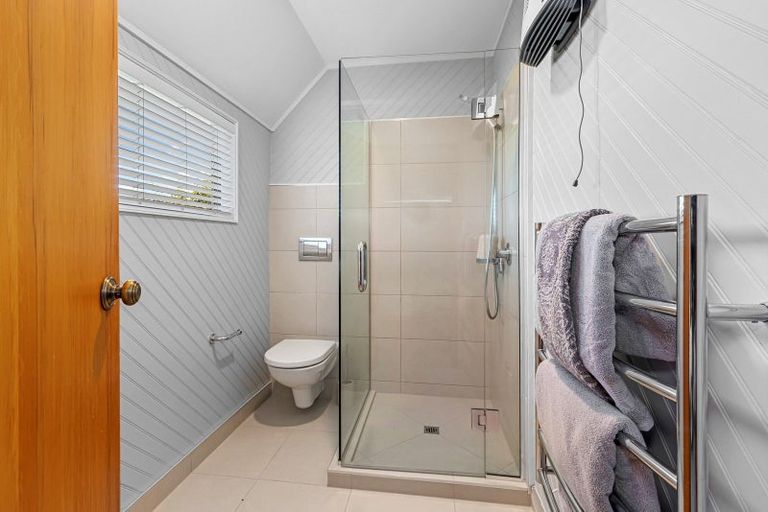 Photo of property in 323a Withells Road, Avonhead, Christchurch, 8042