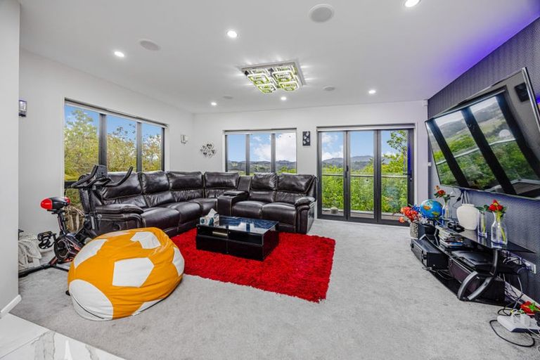 Photo of property in 276a Sturges Road, Henderson, Auckland, 0612