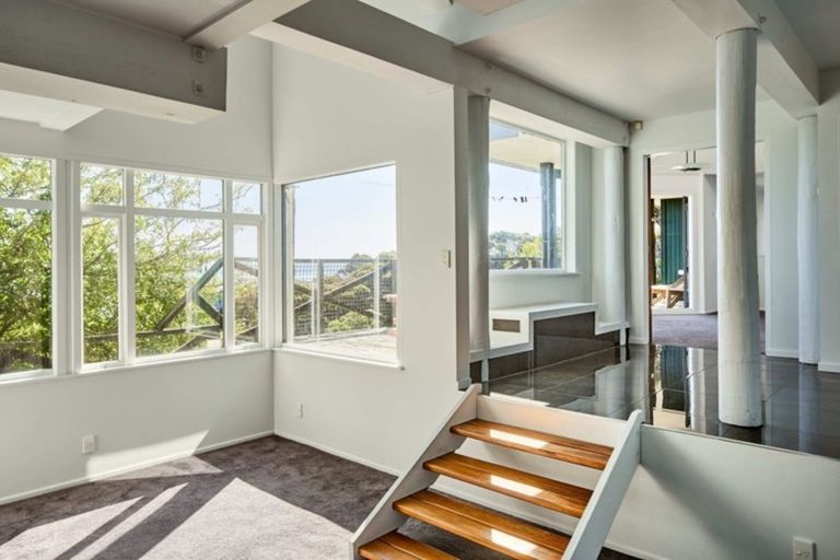 Photo of property in 29 The Track, Plimmerton, Porirua, 5026