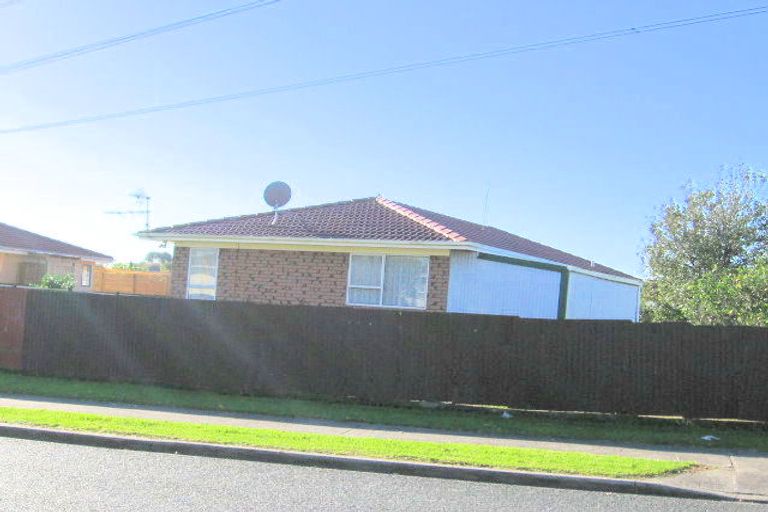 Photo of property in 64 Israel Avenue, Clover Park, Auckland, 2023