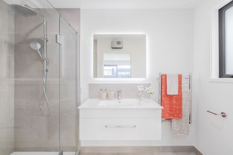 Photo of property in 32 Derbridge Street, Woodend, 7610