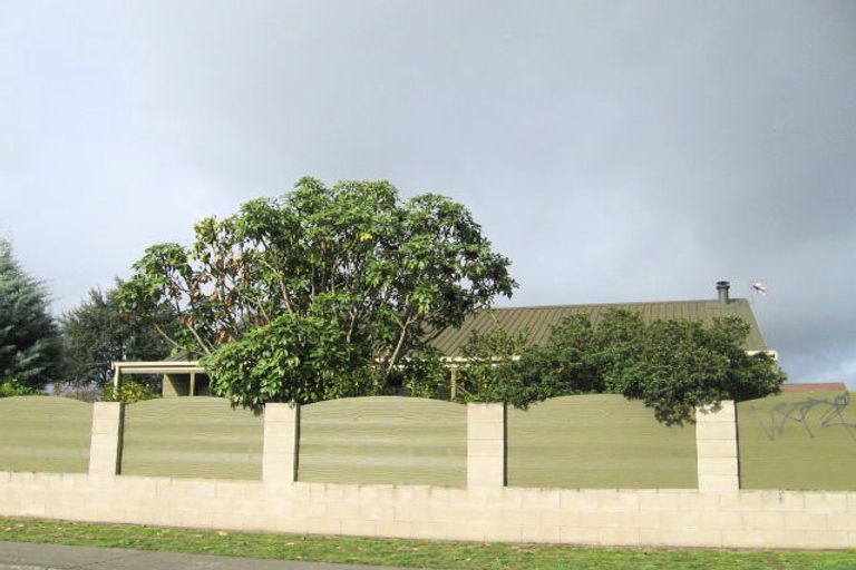 Photo of property in 15 Fleetwood Crescent, Flaxmere, Hastings, 4120