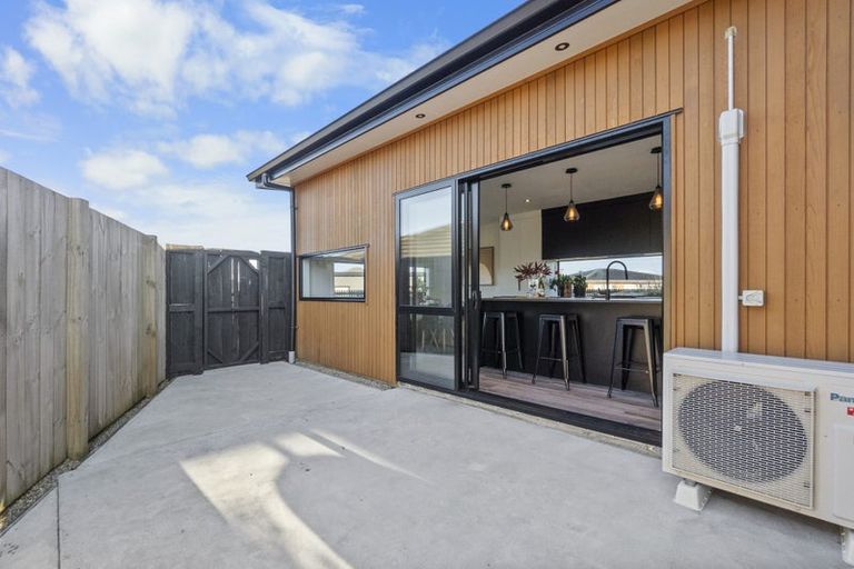 Photo of property in 17 Pragma Rise, Rototuna North, Hamilton, 3210