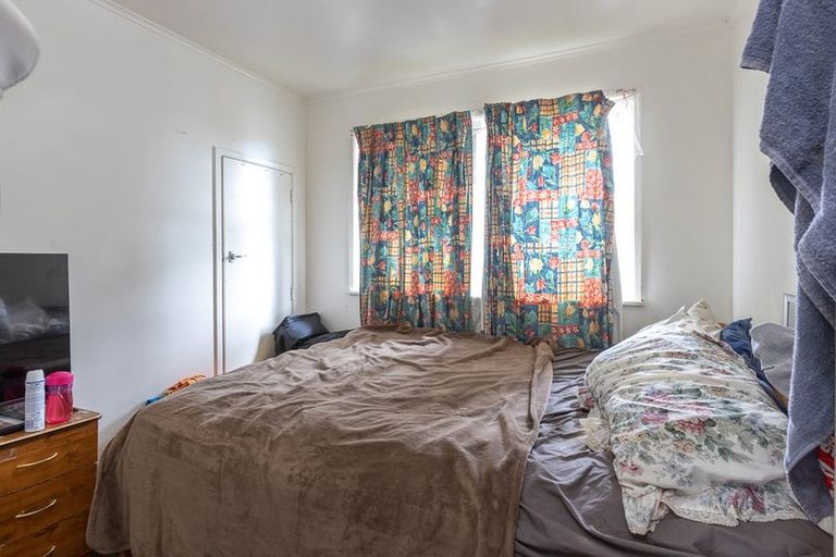 Photo of property in 37 Hokianga Street, Mangere East, Auckland, 2024