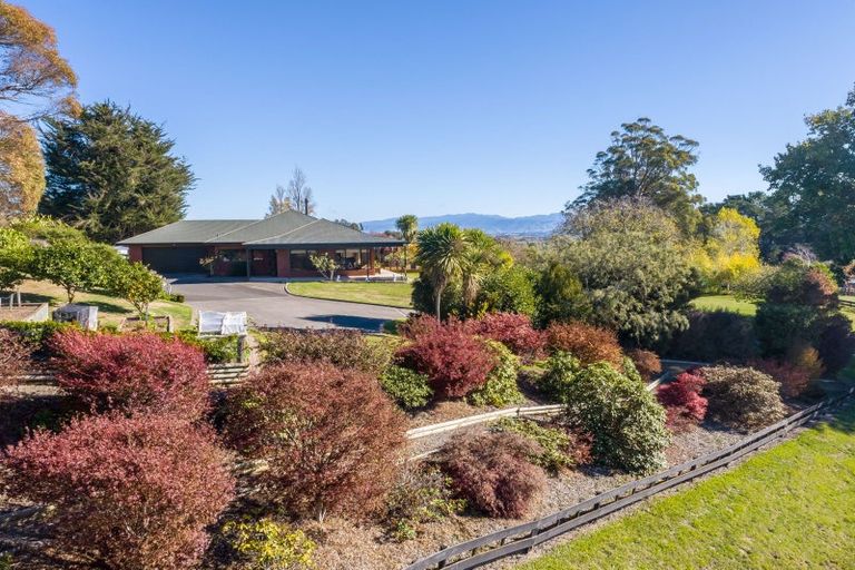 Photo of property in 252 Masterton Stronvar Road, Te Ore Ore, Masterton, 5890