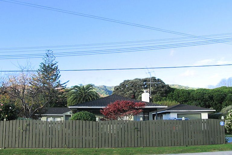 Photo of property in 7 Sunny Glen, Waikanae, 5036