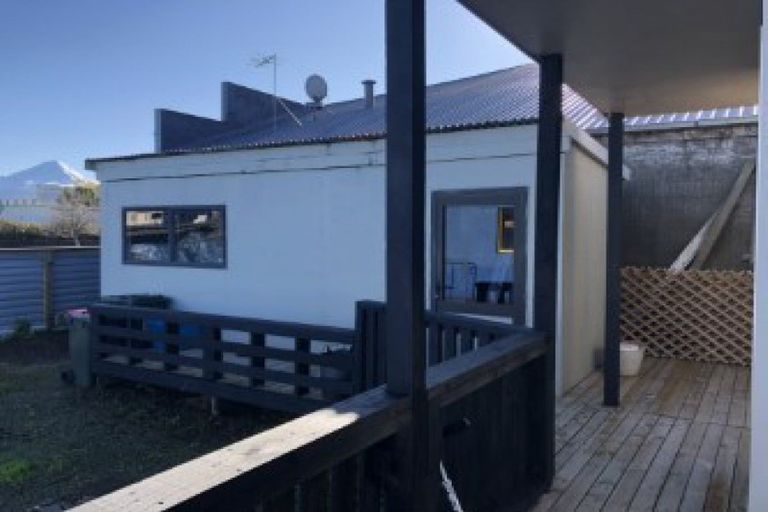 Photo of property in 142 Juliet Street, Stratford, 4332