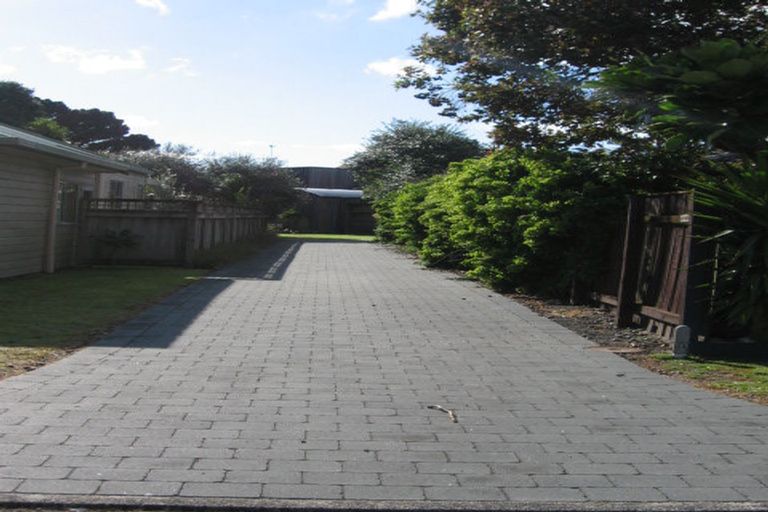 Photo of property in 23 Courtney Place, Pauanui, Hikuai, 3579