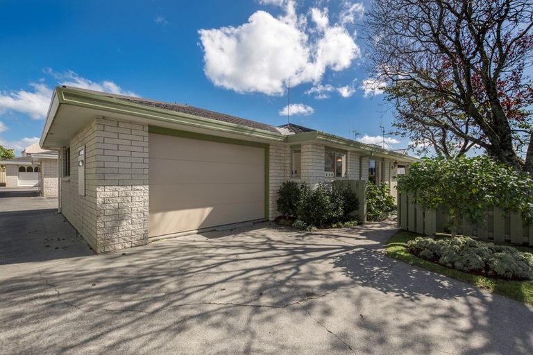 Photo of property in 1/36 Third Avenue, Tauranga, 3110